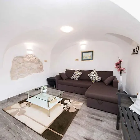 Σπίτι διακοπών In 39392 *