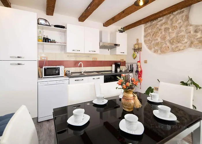 In 39392 Feriehus Tribalj (Primorsko-Goranska)